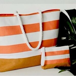 NWOT! CROCS Orange and White Striped Beach Bag